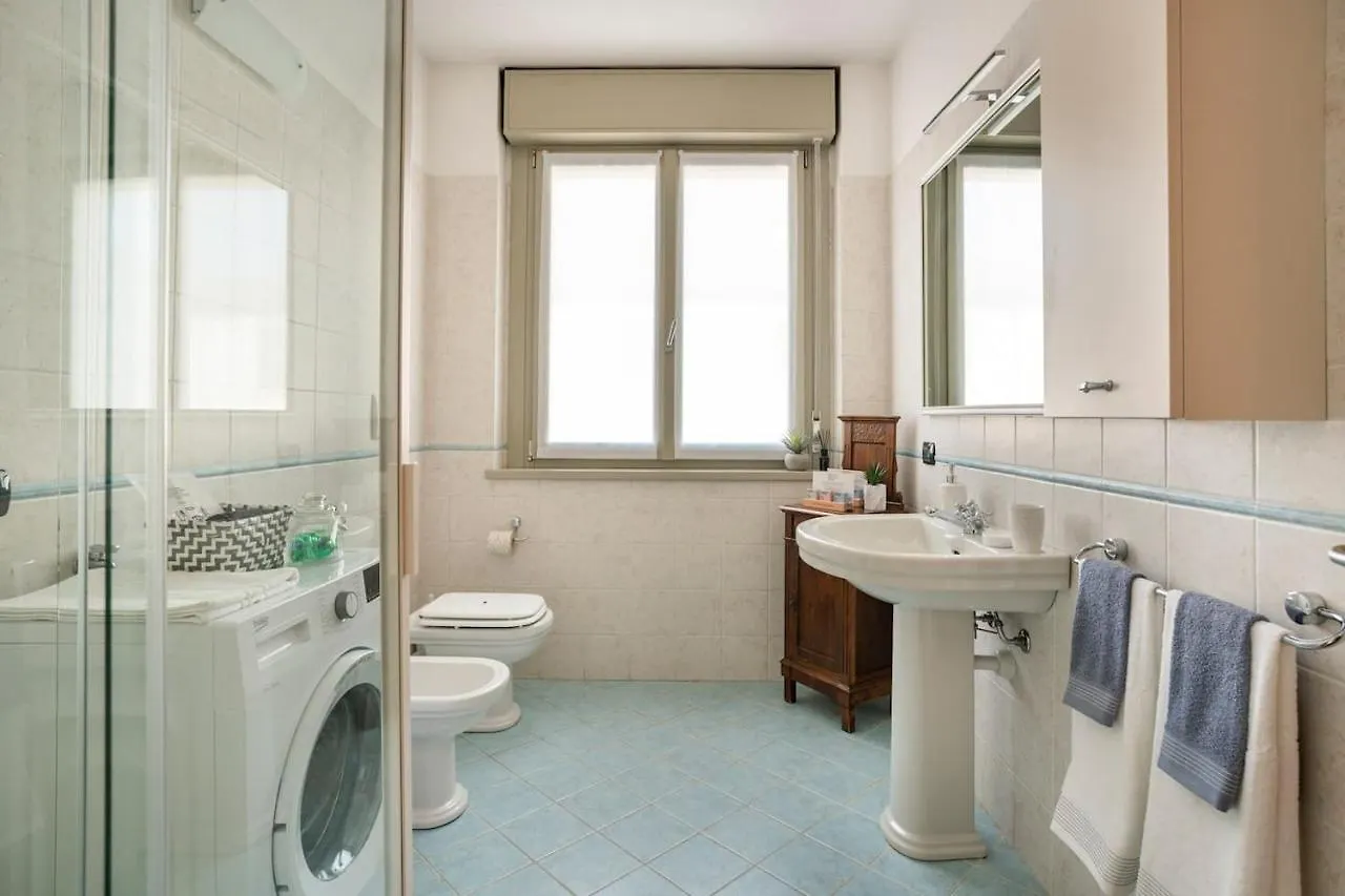 Alma Bergamo - Bilocale Vicino Alla Stazione Apartament